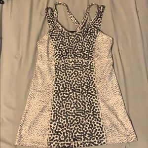 Lululemon cheetah print workout tank size 8
